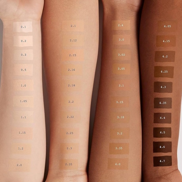 Smashbox Studio Skin 24 Hour Wear Hydrating Foundation 2.0 Light Warm - Picture 7 of 7